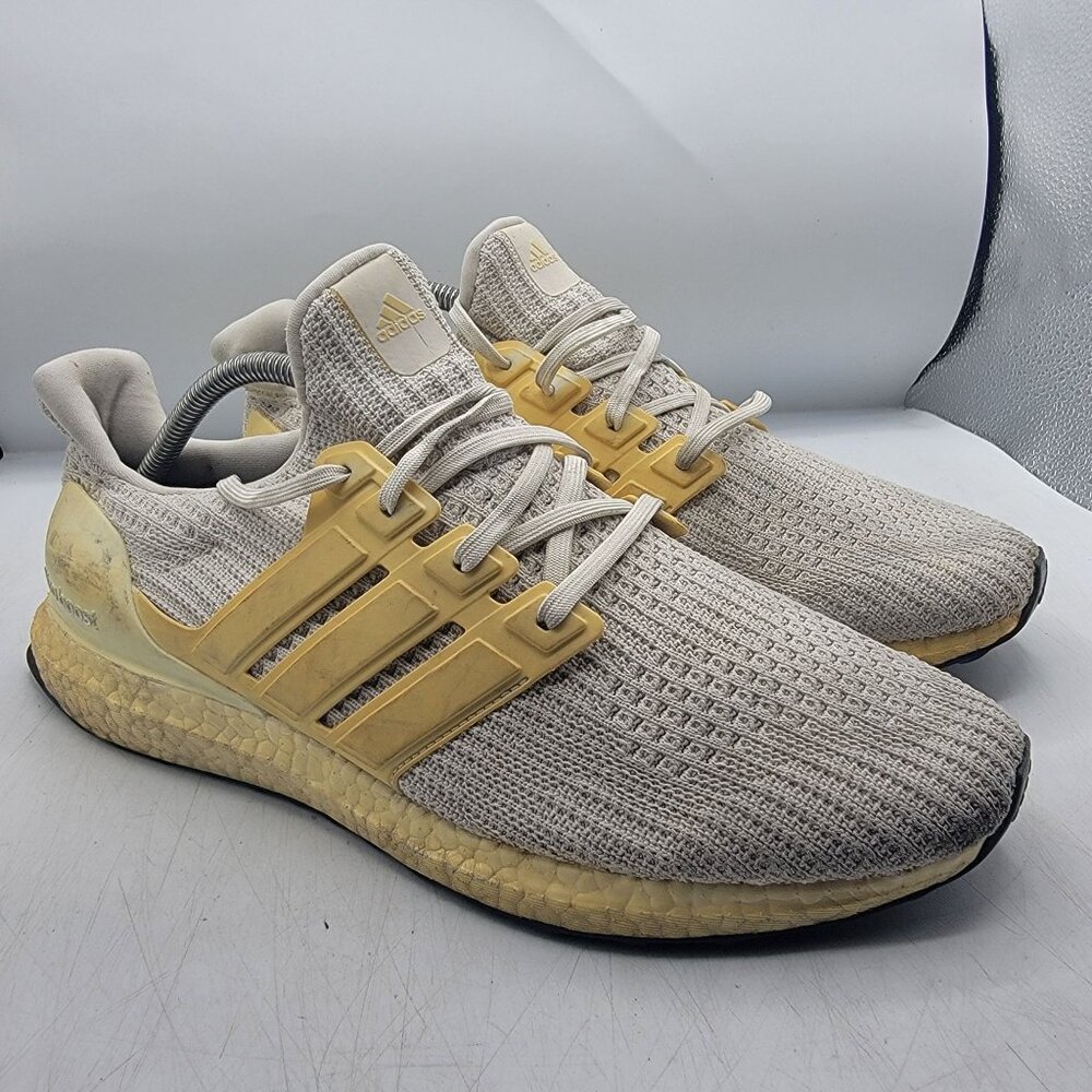 Adidas Ultraboost 4.0 Mens 11 White Sneaker Shoes Running Walking Outdoor BB6168
